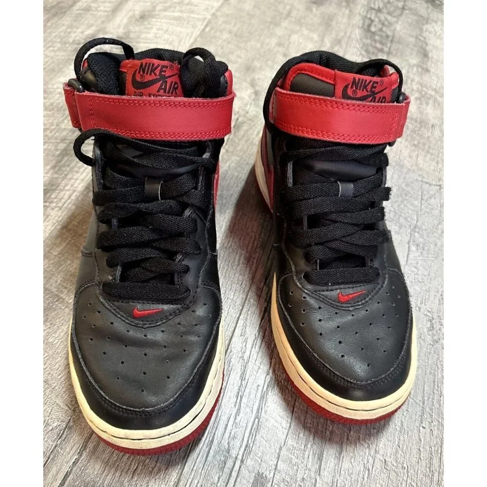 Nike Air Force 1 Shoes Youth 5 Y Mid '06 Leather Black‎ Red Sneakers 314195-061